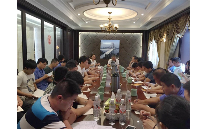 2015年度先進(jìn)表彰會(huì)議在東陽王村召開